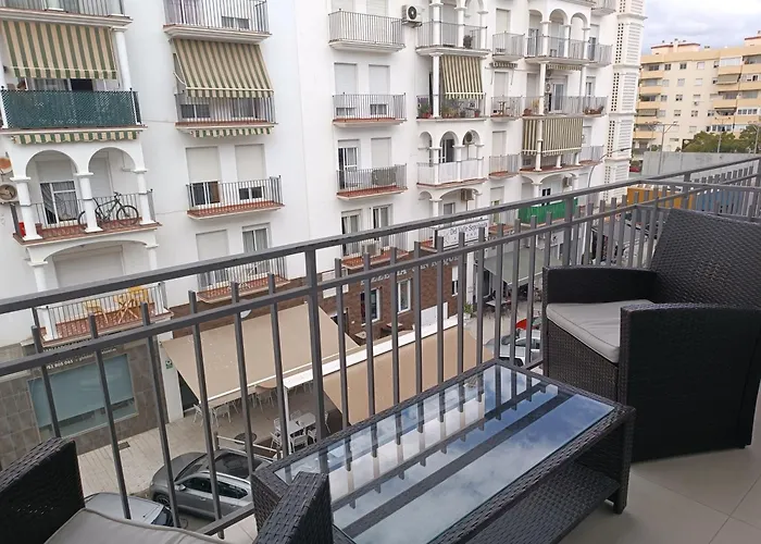 アパート Fantastico Piso En El Centro 2°linea De Playa エステポナ