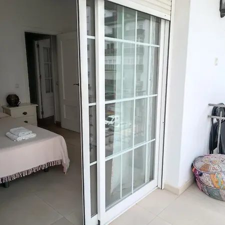 דירה Fantastico Piso En El Centro 2°linea De Playa אסטפונה